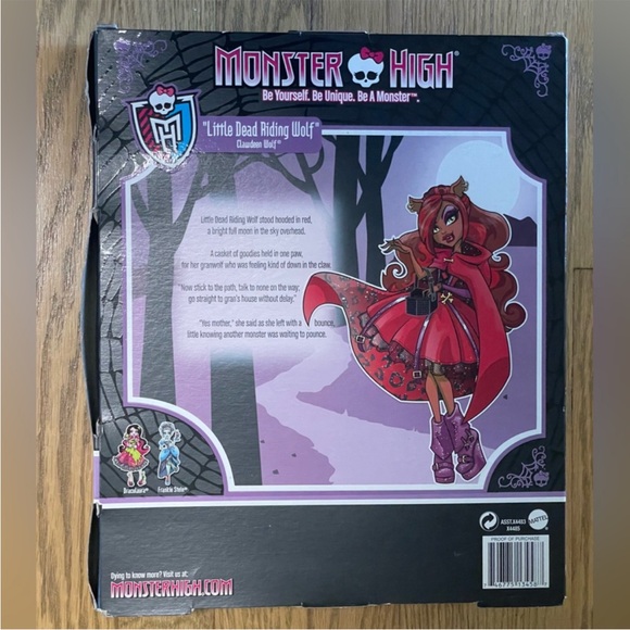 NIB - Monster High - Clawdeen Wolf - “Little Dead Riding Wolf” Doll - Picture 4 of 15